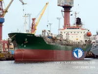 Nafta-/keemialaev müügiks