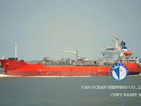 Nafta-/keemialaev müügiks