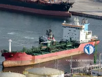 Nafta-/keemialaev müügiks