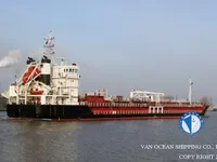 Nafta-/keemialaev müügiks