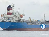 Nafta-/keemialaev müügiks