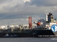 Nafta-/keemialaev müügiks