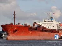 Nafta-/keemialaev müügiks