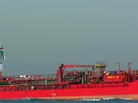 Nafta-/keemialaev müügiks