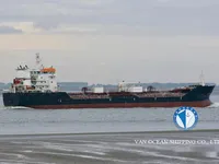 Nafta-/keemialaev müügiks
