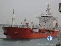 Nafta-/keemialaev müügiks