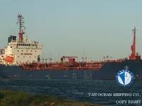 Nafta-/keemialaev müügiks