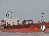 Nafta-/keemialaev müügiks