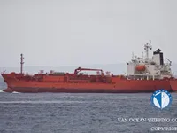 Nafta-/keemialaev müügiks