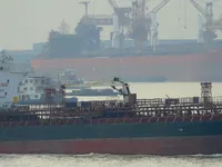 Nafta-/keemialaev müügiks