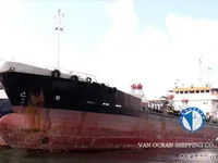 Nafta-/keemialaev müügiks