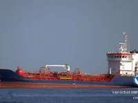 Nafta-/keemialaev müügiks