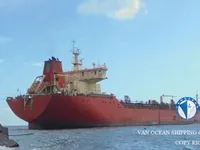 Nafta-/keemialaev müügiks