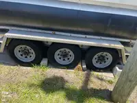 Pontoon müügiks
