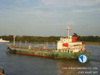 Nafta-/keemialaev müügiks