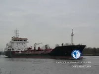 Nafta-/keemialaev müügiks