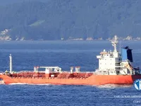 Nafta-/keemialaev müügiks