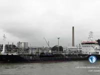 Nafta-/keemialaev müügiks