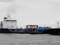 Nafta-/keemialaev müügiks