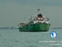 Nafta-/keemialaev müügiks