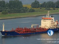 Nafta-/keemialaev müügiks