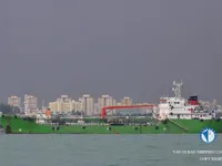 Nafta-/keemialaev müügiks