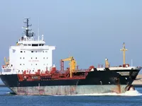 Nafta-/keemialaev müügiks