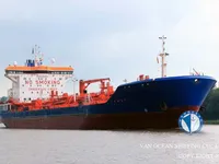Nafta-/keemialaev müügiks