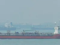 Nafta-/keemialaev müügiks