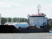 Nafta-/keemialaev müügiks