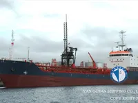Nafta-/keemialaev müügiks
