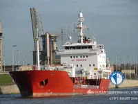 Nafta-/keemialaev müügiks