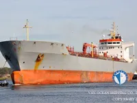 Nafta-/keemialaev müügiks