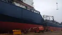 Nafta-/keemialaev müügiks