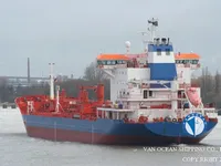 Nafta-/keemialaev müügiks