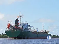 Nafta-/keemialaev müügiks