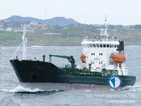 Nafta-/keemialaev müügiks