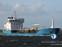 Nafta-/keemialaev müügiks
