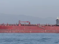 Nafta-/keemialaev müügiks