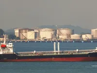 Nafta-/keemialaev müügiks