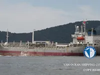 Nafta-/keemialaev müügiks