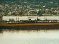 Nafta-/keemialaev müügiks