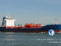 Nafta-/keemialaev müügiks