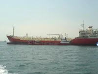 Nafta-/keemialaev müügiks