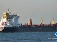Nafta-/keemialaev müügiks