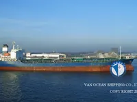 Nafta-/keemialaev müügiks