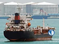 Nafta-/keemialaev müügiks