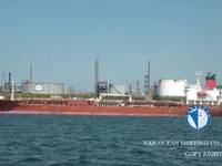 Nafta-/keemialaev müügiks