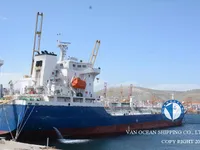 Nafta-/keemialaev müügiks