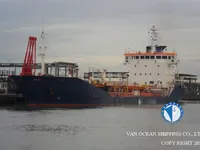Nafta-/keemialaev müügiks